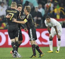 Germany beats Ghana, both teams goes through