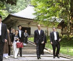 U.S. envoy calls on people to visit Tohoku
