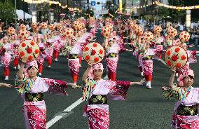 Hanagasa Festival begins in Yamagata