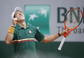 Nishikori beats Chung in French Open