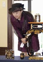 Princess Ayako at lacquerware workshop