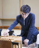 Shogi record-breaking win by Habu