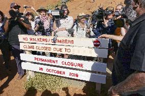 Permanent closure of Uluru climb