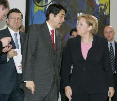 Abe, EU leaders attend news conference after Japan-EU summit