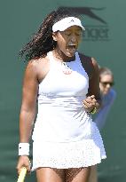 Tennis: Japan's Osaka through to Wimbledon 3rd round