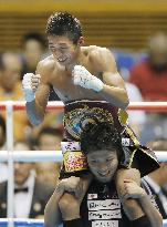 Boxing: R. Yamanaka takes WBO minimumweight title off Fukuhara