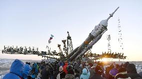 Soyuz rocket prepares for launch