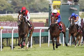 Horse racing: Nassau Stakes in England