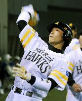 Matsuda hits three-run homer
