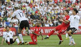 Germany beat England in 2nd round World Cup match