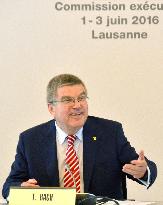 Olympics: IOC names 10 athletes for refugee team