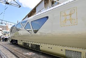 Exterior of new luxury sleeper train unveiled