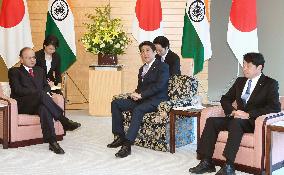 India's Defense Minister visits Japan