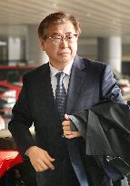 S. Korean official visits Japan