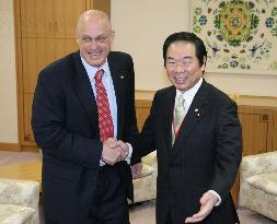 Nukaga, Paulson agree to cooperate closely on economy