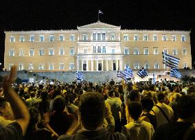 Greeks protest austerity plan