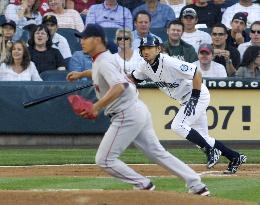 Matsuzaka shuts door on Ichiro as Boston edges Seattle