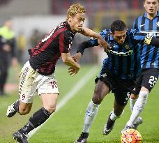Honda plays in AC Milan's derby win