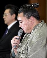 Sumo: Grand champion Harumafuji retires over assault