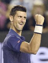 Djokovic defeats Federer en route to Australian Open final