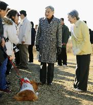 Emperor Akihito, Empress Michiko taking rest in Hayama