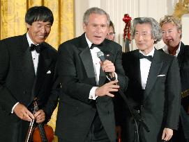 Koizumi in Washington to meet Bush