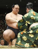 Sumo: Kisenosato finally wins 1st career title