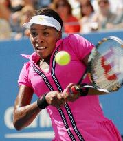 Venus Williams advances to 3rd round of U.S Open