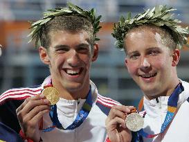 (2)Phelps wins men's 100m butterfly in Olympics