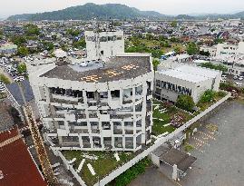 Fears Uto city hall may collapse after suffering heavy quake damage