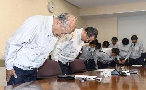 Taisei president apologizes for causing huge sinkhole in Fukuoka