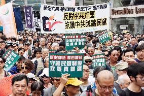 Antigovernment protest marks New Year's Day in Hong Kong