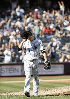 Baseball: Tanaka earns 13th win as Yankees defeat Blue Jays