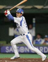 Y. Ishii hits go-ahead solo homer off Darvish