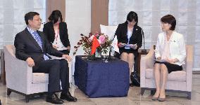 Japan, China, S. Korea hold environment ministers' talks