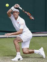 Japan's Nishikori advances to 4th round at Wimbledon