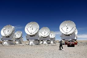 ALMA radio telescope in Chile