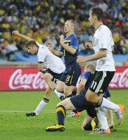 Germany beat Australia 4-0 in World Cup Group D match