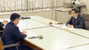 Science minister meets Fukui Gov. over Monju decommissioning