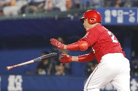 Baseball: Arai comes good as Carp beat luckless BayStars