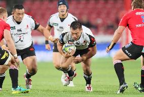 Rugby: Sunwolves mauled by rampant Lions