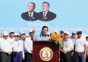 Cambodia opposition makes strong showing in local elections