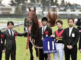 Lucky Lilac claims first G1 victory