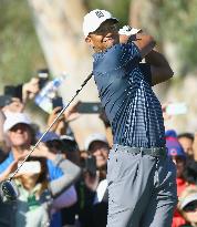 Golf: Farmers Insurance Open 2nd round