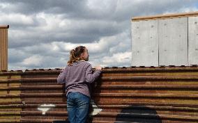 Tour to U.S.-Mexico border wall prototype
