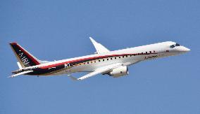 MRJ test flight