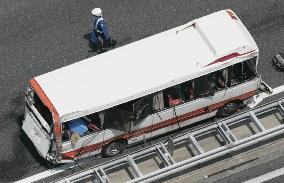 1 killed, 20 injured as bus overturns in Hiroshima