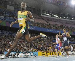 Bolt wins 200m at worlds