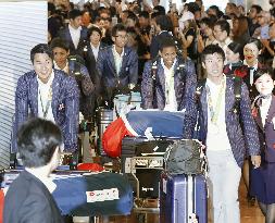 Japanese athletes return from Rio