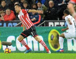 Soccer: Swansea beat Southampton 2-1
